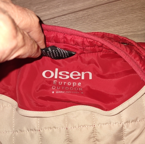 OLSEN Europe  warm vest - Picture 1 of 7